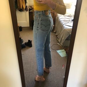 High Rise Light wash Levi’s